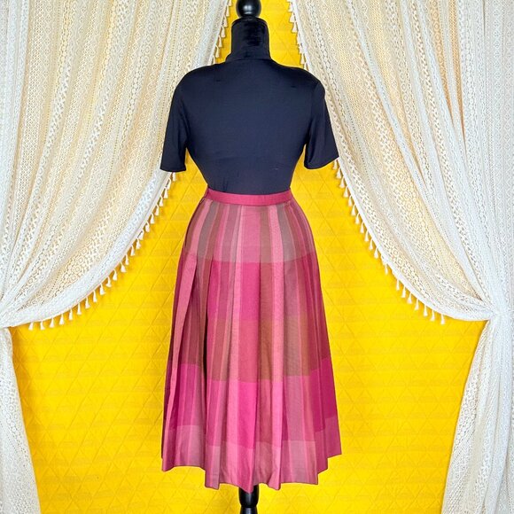 Vintage Pendleton 100% Virgin Wool Magenta Plaid Pleated Midi Skirt Size 4 - Picture 5 of 14
